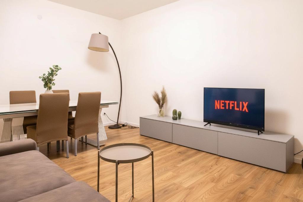 Μια τηλεόραση ή/και κέντρο ψυχαγωγίας στο Ca' Martha - A due passi dal centro con parcheggio privato