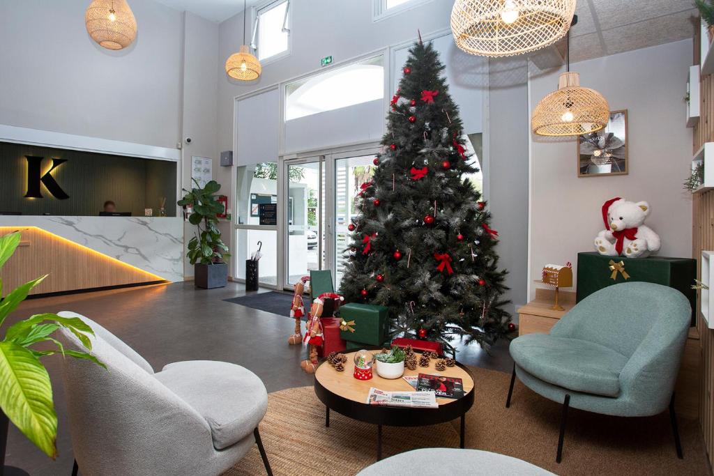 Posezení v ubytování Kyriad Anglet - Biarritz