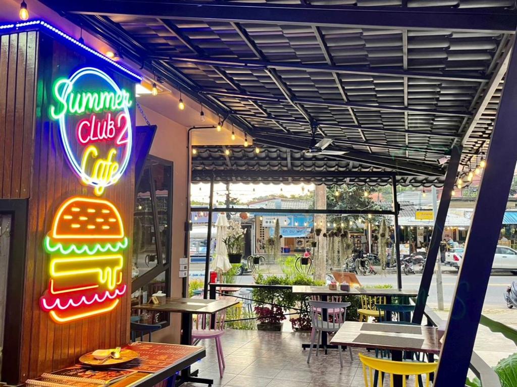 Summer Club and Hostel Ao Nang - 9