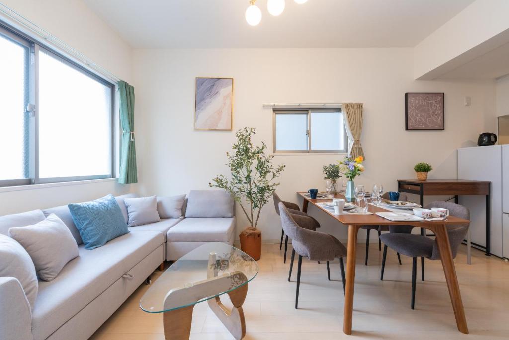 Nagoya Sta 14 min Up to 7 2 Beds and Sofa Bed