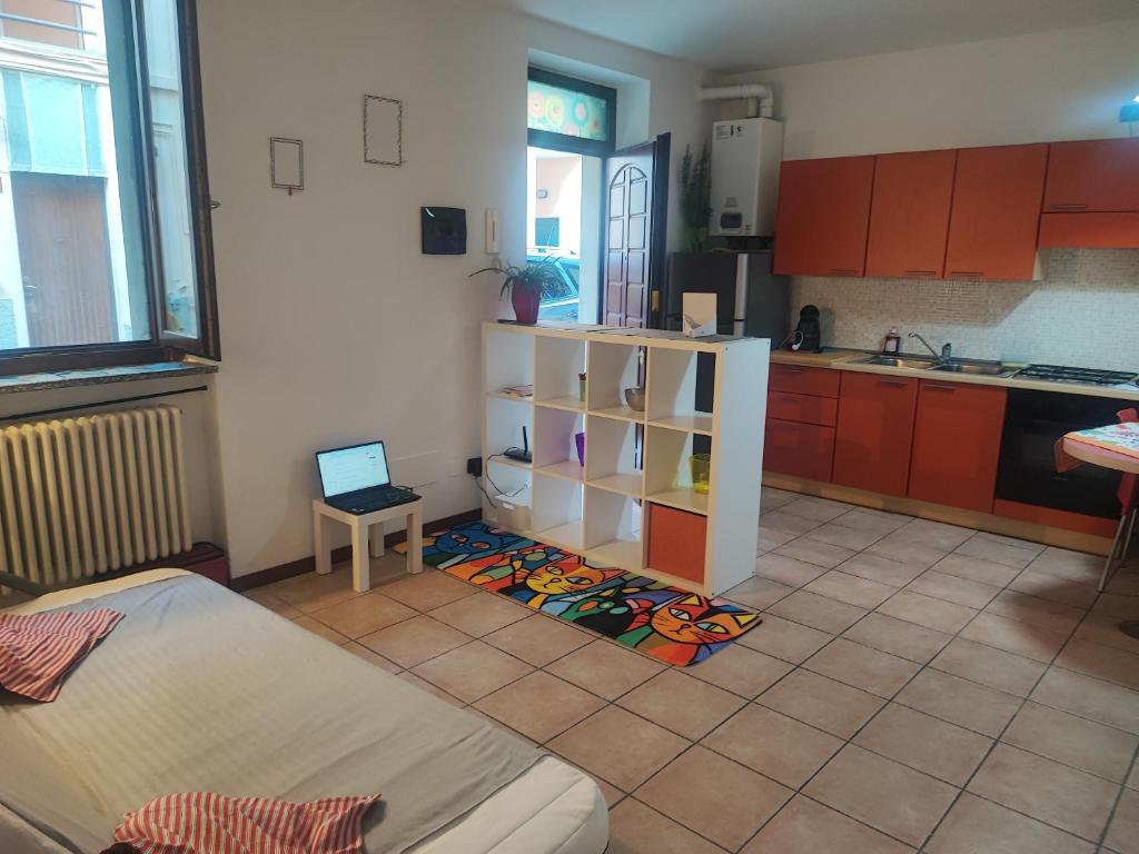 Kuchyň nebo kuchyňský kout v ubytování Leo House