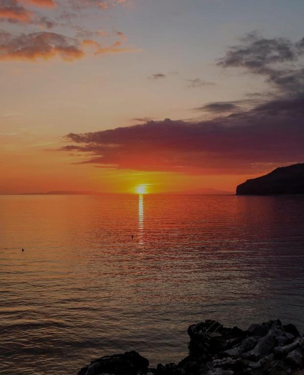 Kalamata chill