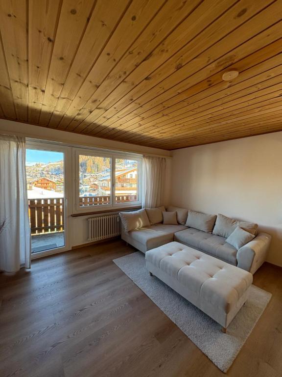 Posezení v ubytování Sonniges Apartment im Zentrum mit Bergblick