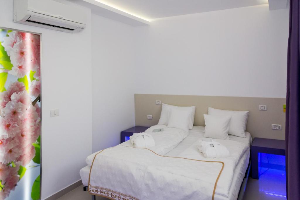 Hotel Christina Plus - Resim 18