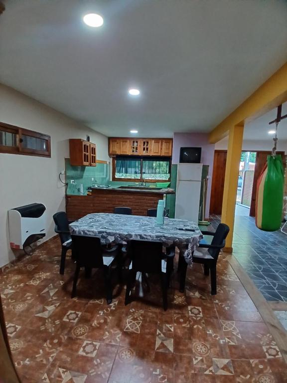 Køkken eller tekøkken på Ground Floor Loft 5 personas