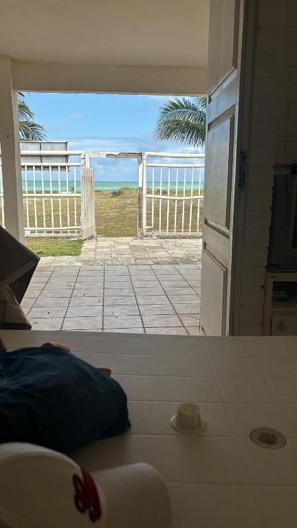 En balkon eller terrasse på Casa beira mar Itamaracá