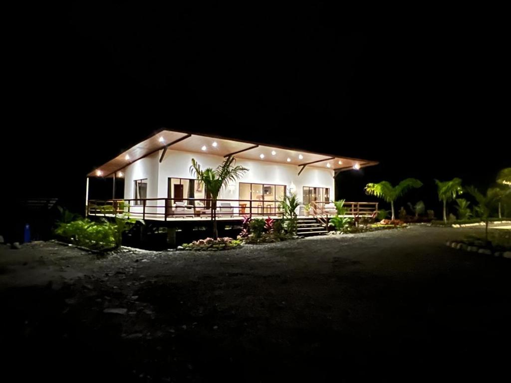 Galería fotográfica de Azlins House en Tena