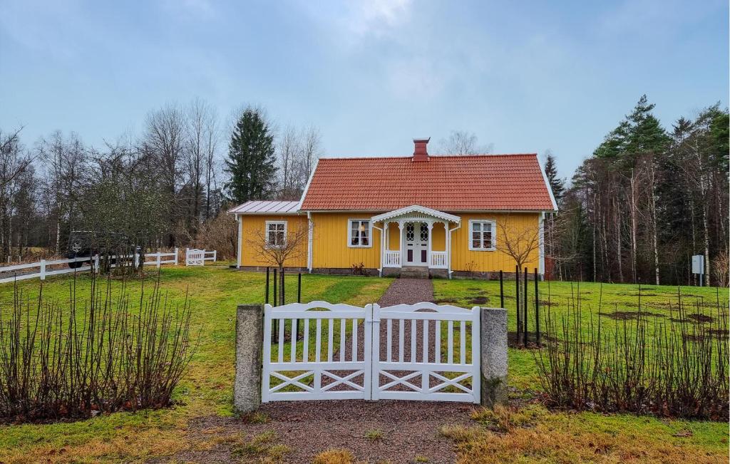 Zahrada ubytování 3 Bedroom Amazing Home In Broaryd