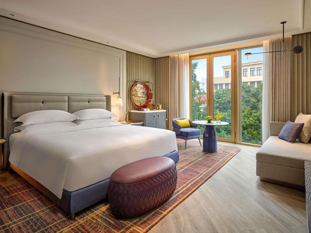 Fairmont Gold King Room - High Floor with Lounge Access