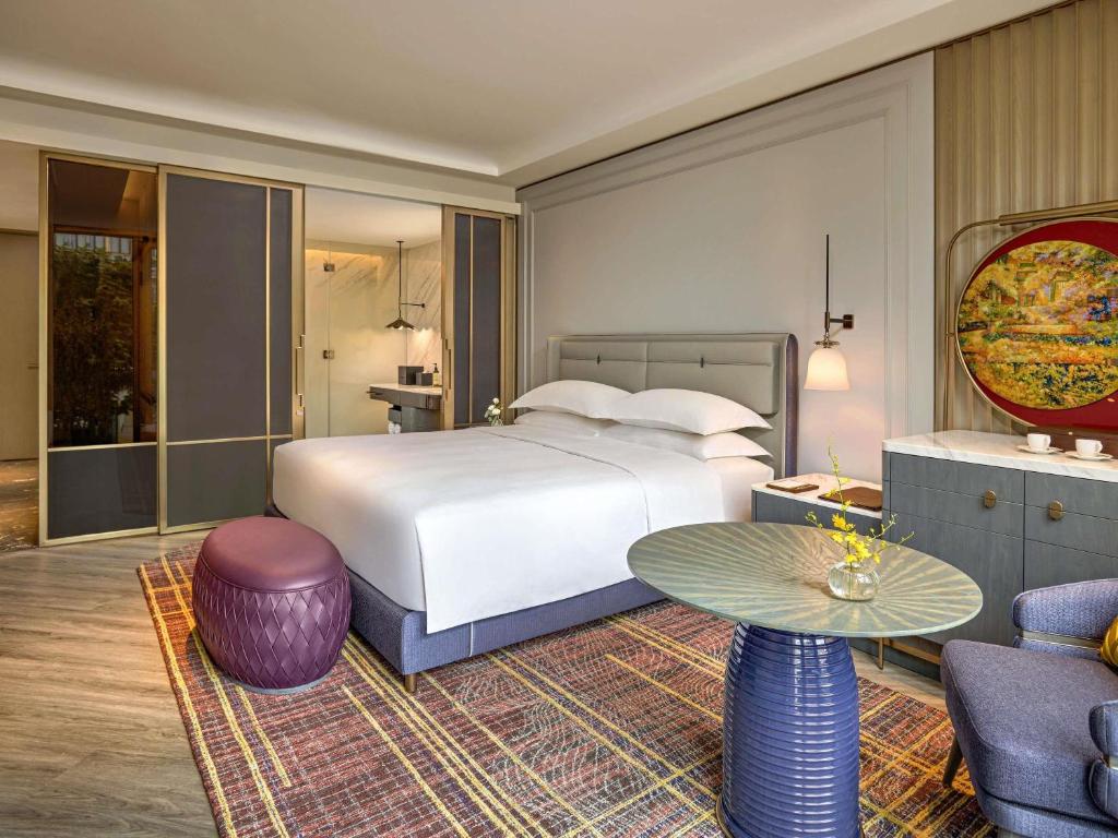 Fairmont Gold King Room - High Floor with Lounge Access