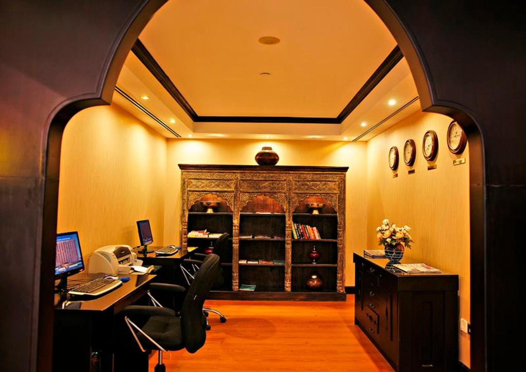 Arabian Courtyard Hotel & Spa - Resim 44