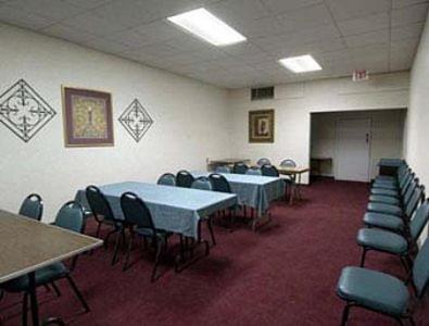 Howard Johnson by Wyndham Winter Haven FL photo