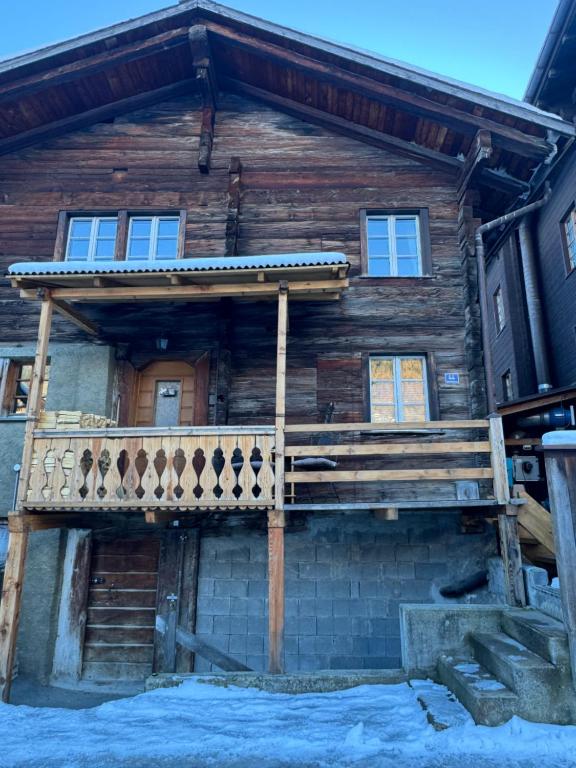 Budova, kde se prázdninový dům nachází