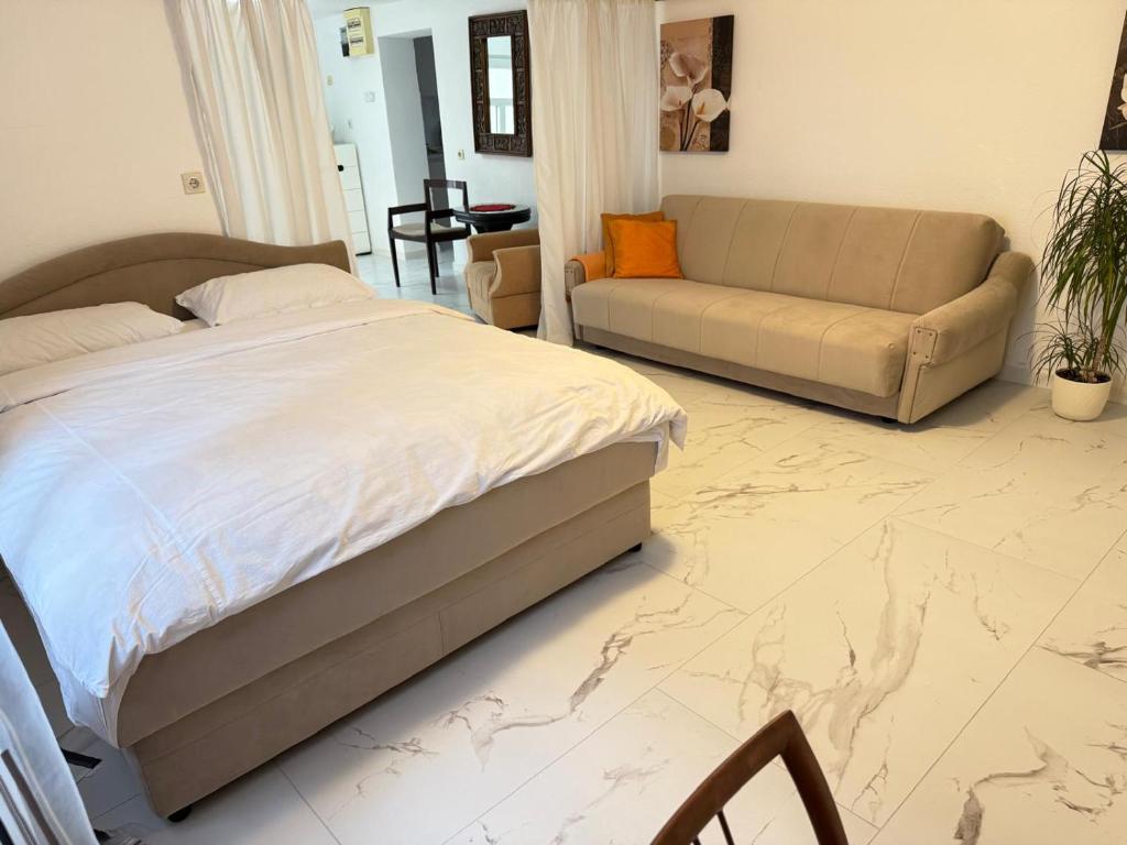 Postel nebo postele na pokoji v ubytování Apartman DIJANA BANJA LUKA