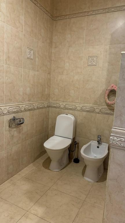 Spacious 4-Bedroom Apartment Near Center & Arcadia фото 5