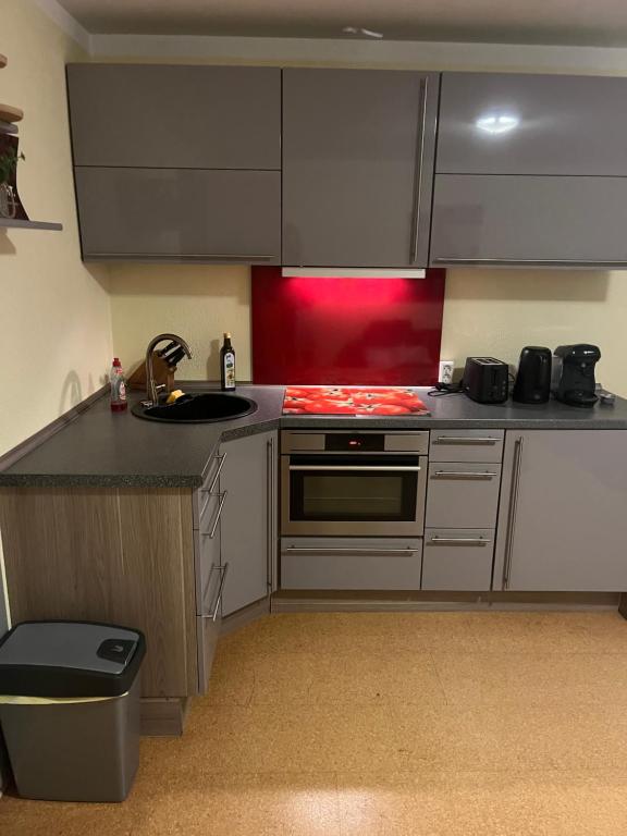 O bucătărie sau chicinetă la Ferienwohnung Nähe Autobahn Ruhige Lage für Familien & Monteure