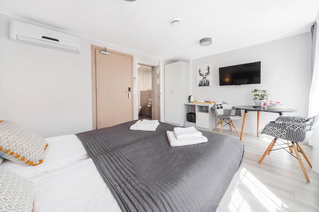 Six Suites, Old Town - Resim 35