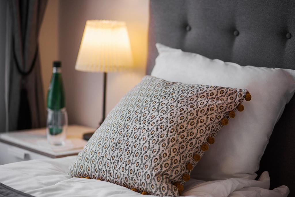 Six Suites, Old Town - Resim 36