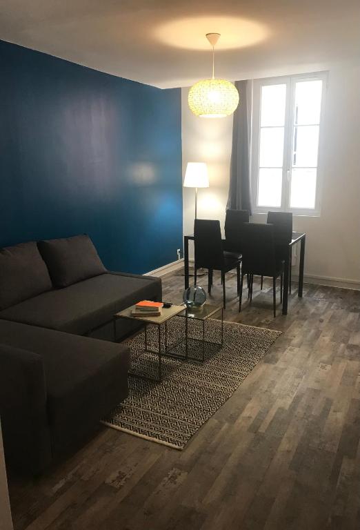République Panier Vieux port logement cosy