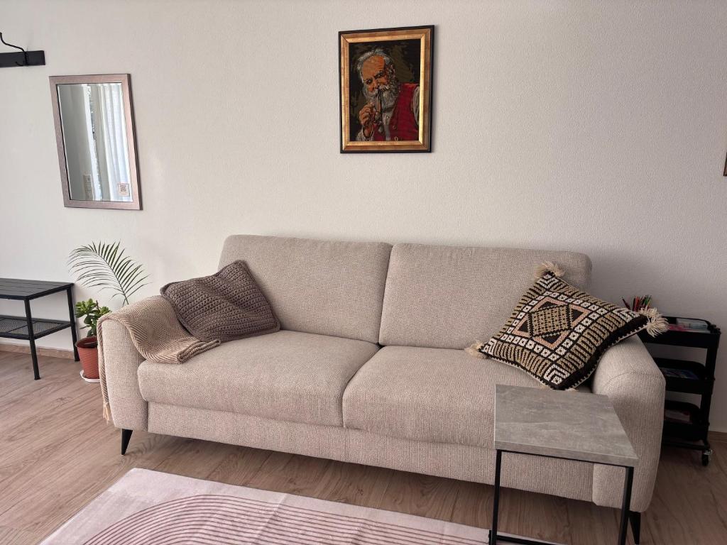 Et opholdsområde på Familienfreundliche Ferienwohnung an der Antoniuslinde im Kurort