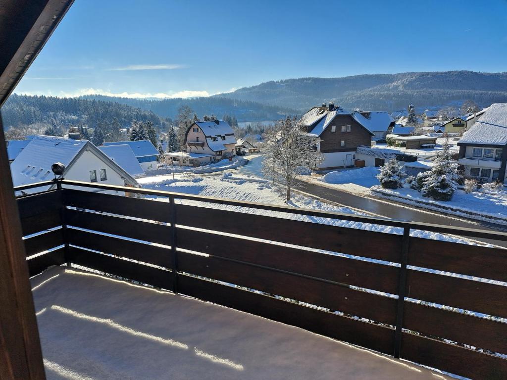 Nespecifikovaný výhled na hory nebo výhled na hory při pohledu z apartmánu