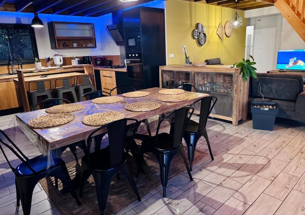 Nhà bếp/bếp nhỏ tại Villa Tamara les hauts