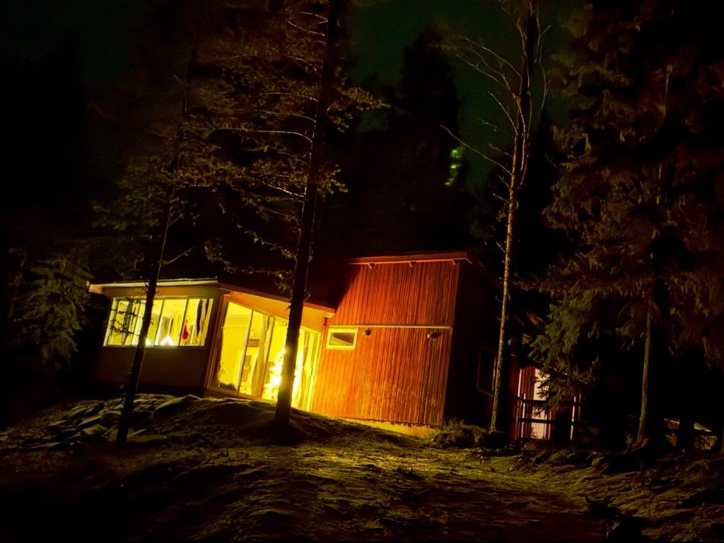 Budova, kde se prázdninový areál nachází