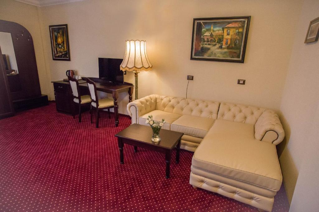 Magus Hotel - Junior Suite