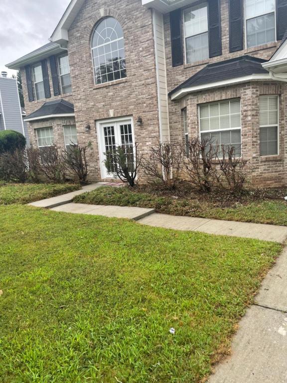 Zahrada ubytování Master bedroom with full bathroom