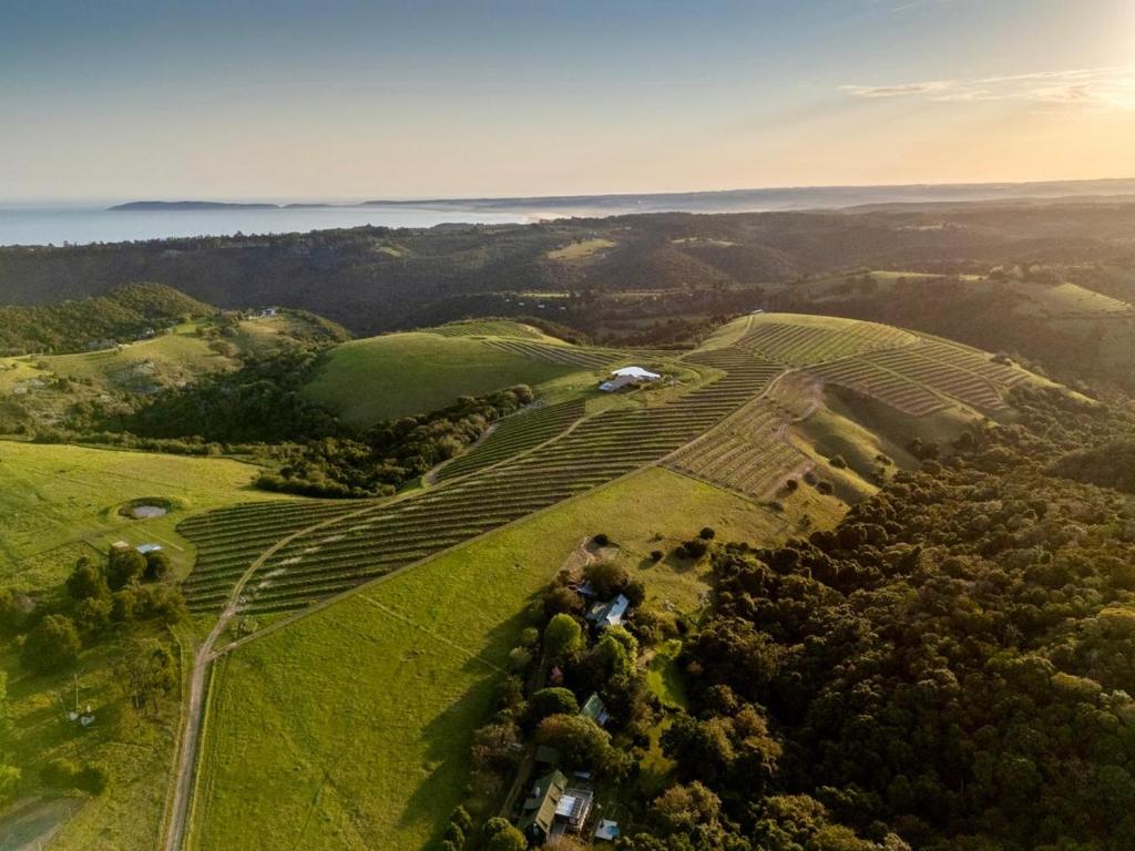 Naturlandskabet i nærheden af luksusteltet