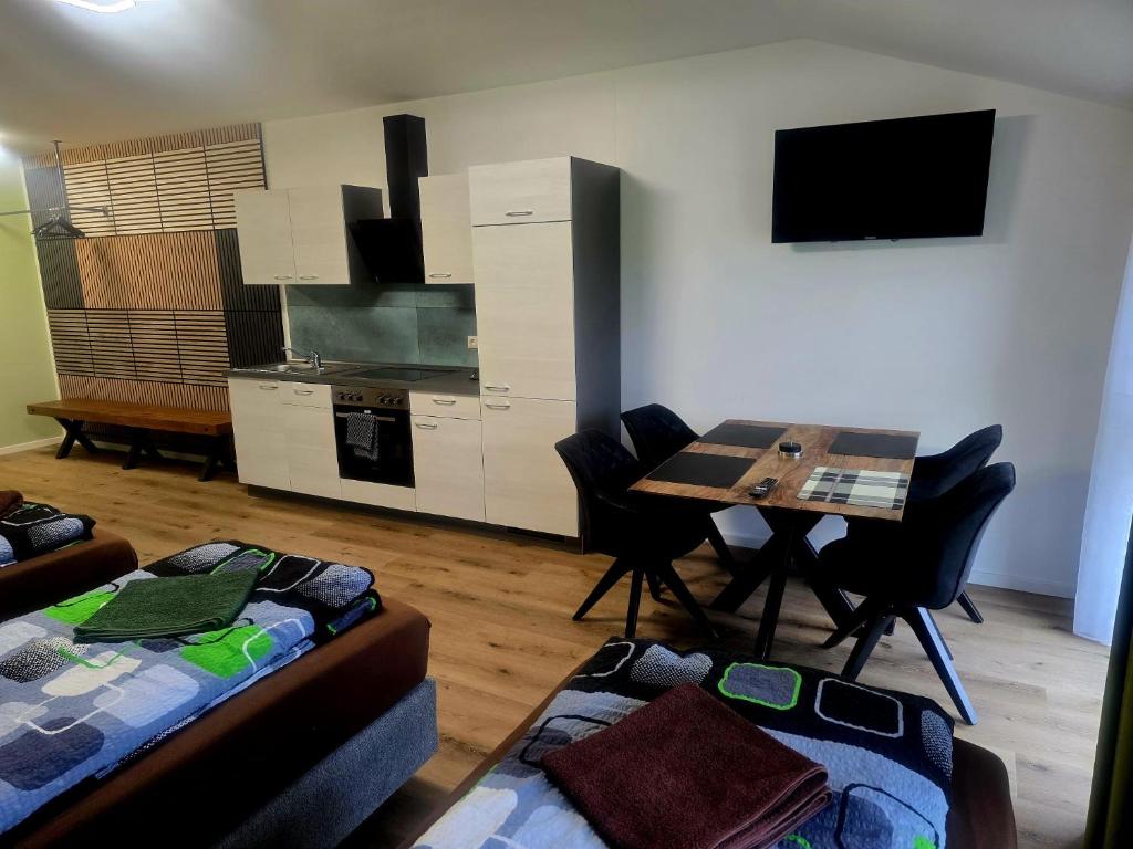 Køkken eller tekøkken på Speedys Bed & Breakfast