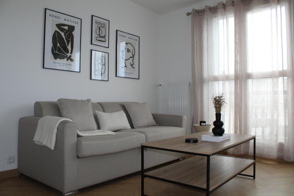 Un lugar para sentarse en Cocon Perret aux Plages du Havre