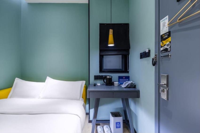 لابی و فضای عمومی YiBai Hotel Beijing Wukesong Yuquanlu Subway Station Branch - تصویر ۵