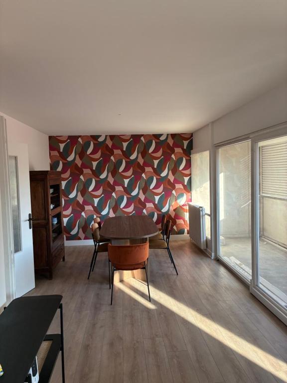 Appartement Porte Jeune - 3 Chambres Balcon Fibre Netflix – photo 2