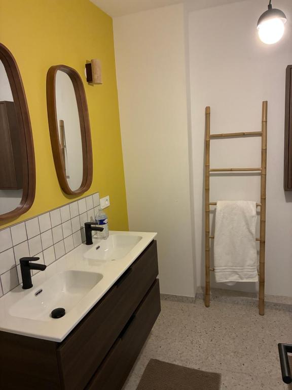 Appartement Porte Jeune - 3 Chambres Balcon Fibre Netflix – photo 4