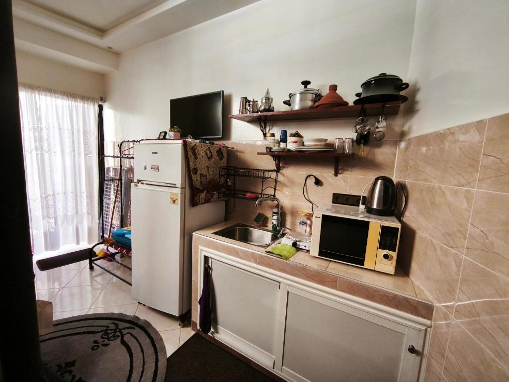 Una cocina o cocineta en Garden Beet