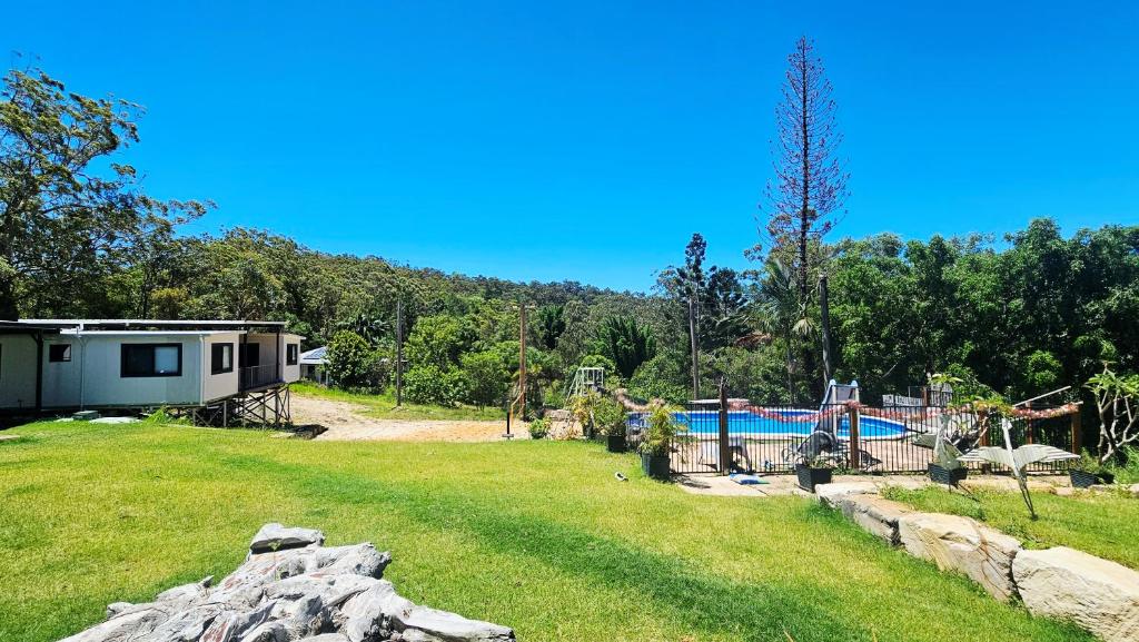 Hồ bơi trong/gần The Hidden Gem of Landsborough