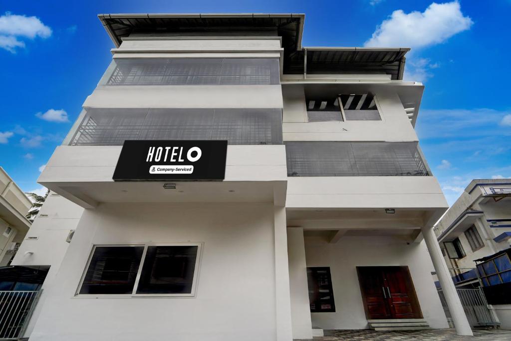 El edificio en el que está el hotel