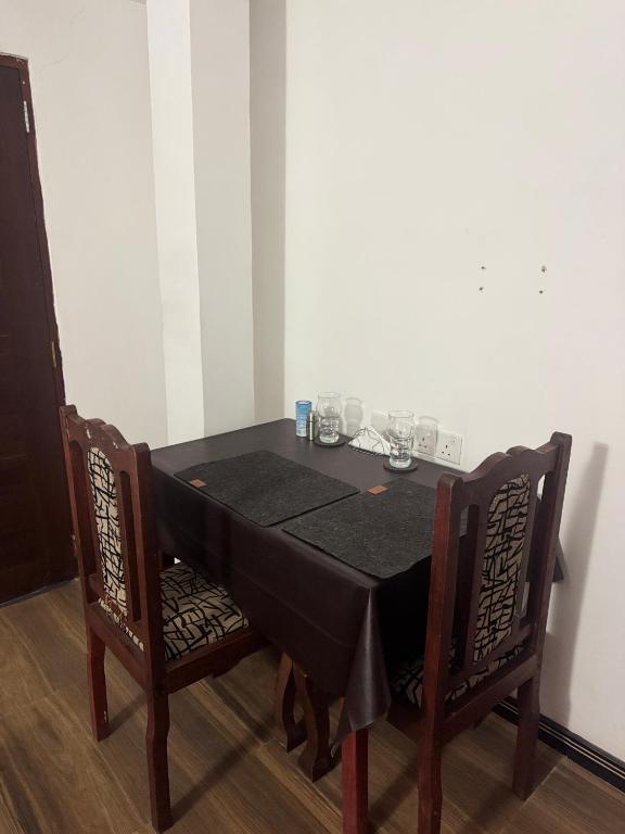 SEBASTIAN TRANSIT KATUNAYAKE - 18