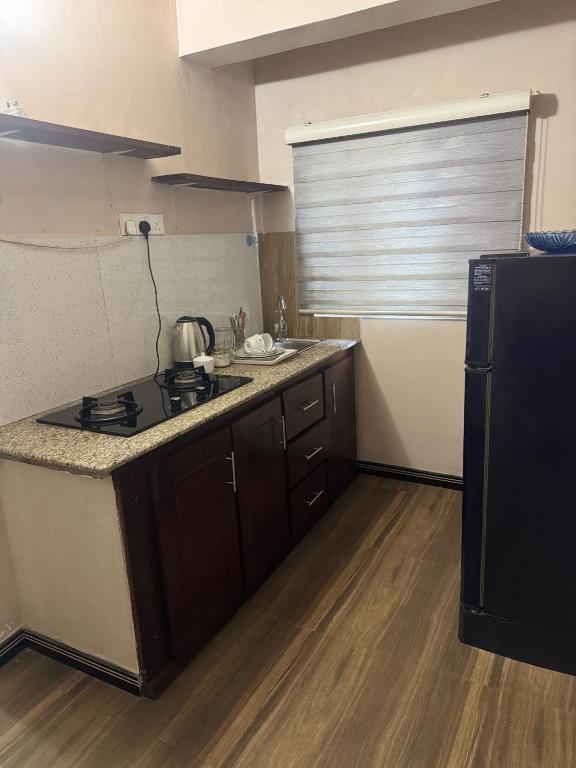 SEBASTIAN TRANSIT KATUNAYAKE - 19