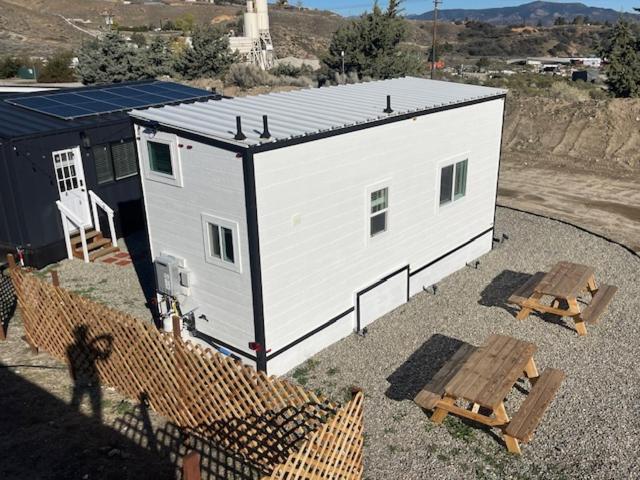 Budova, kde se kapslový hotel nachází