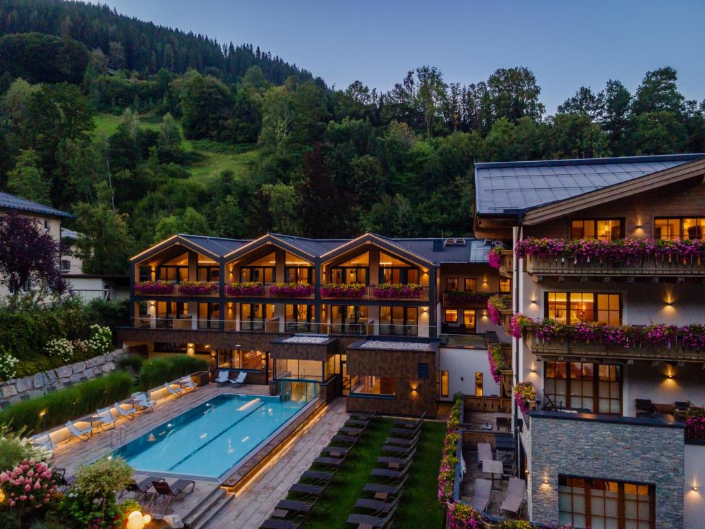 Bassein majutusasutuses Hotel Stadt Wien või selle lähedal