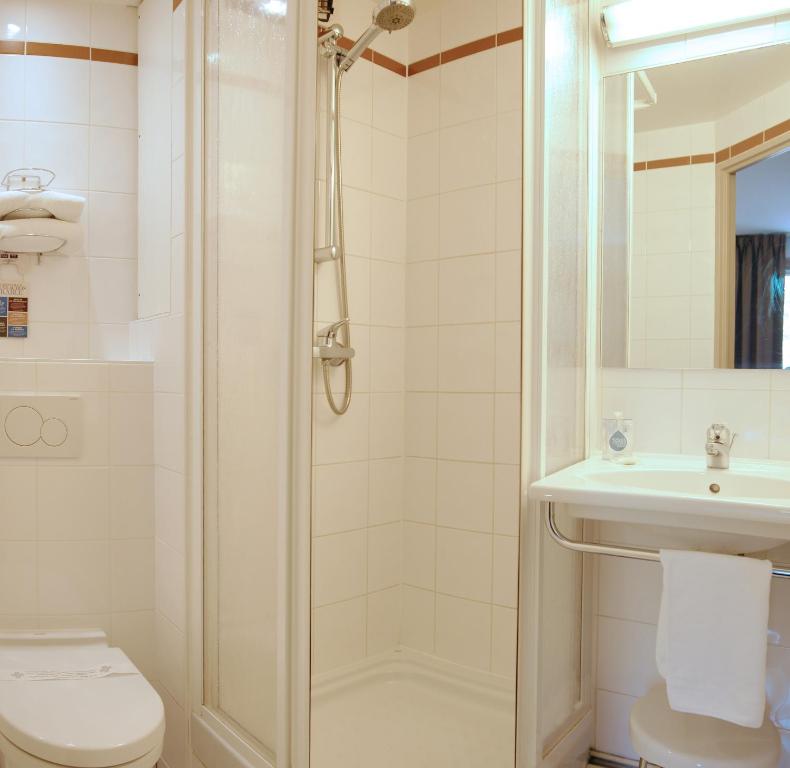 Kyriad Le Bourget Centre- Parc Des Expositions - Double Room