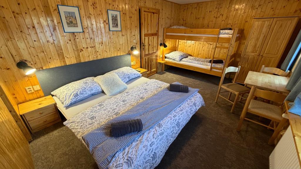 Bílá Labuť Pec - 12