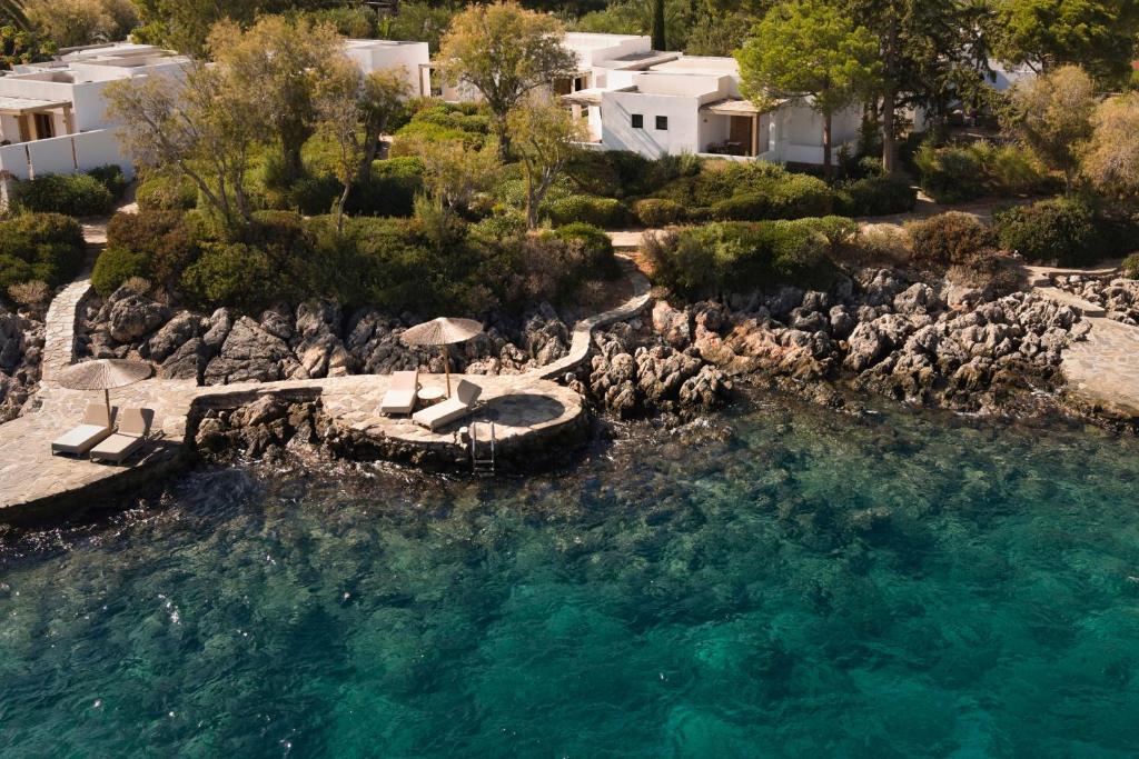 Minos Beach Art Hotel, a Member of Design Hotels - 1