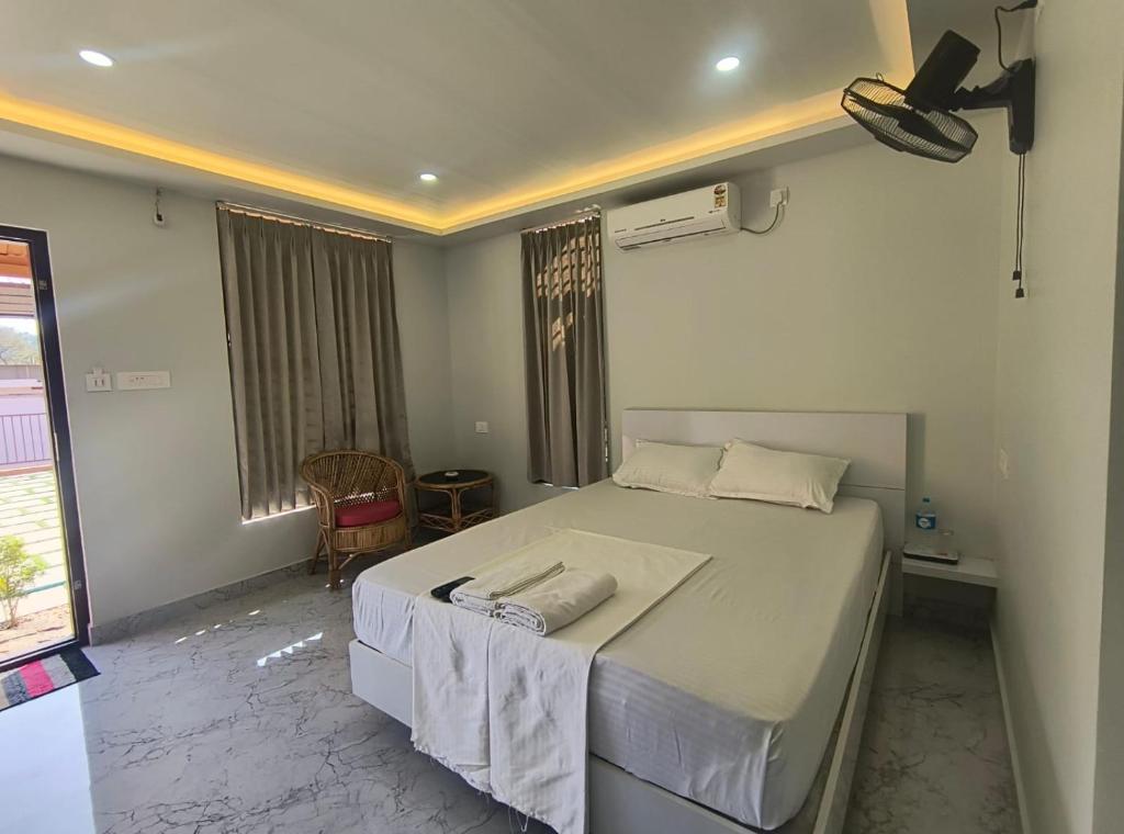 Postel nebo postele na pokoji v ubytování Mystic Rock Staycations