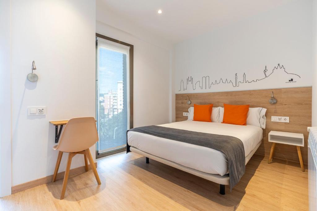 Hostal Sans - Double Room With Balcony