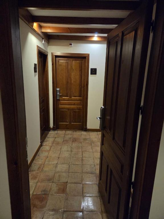 Hotel Puerta de la Luna - 