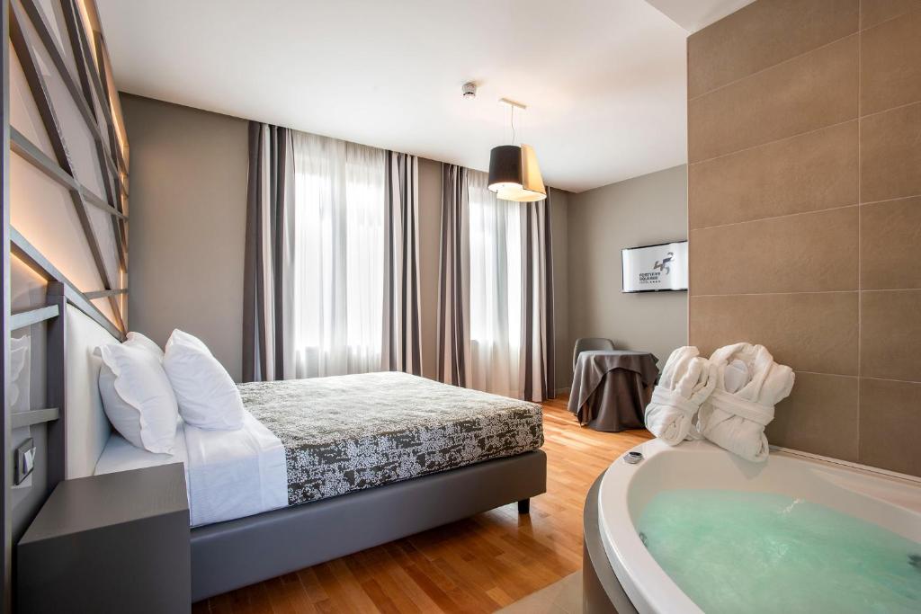 Fortyfive Squared Hotel