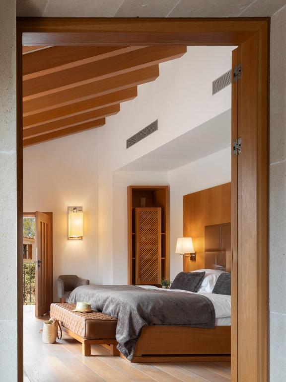 Castell Son Claret - The Leading Hotels of the World - 带阳台的小型套房